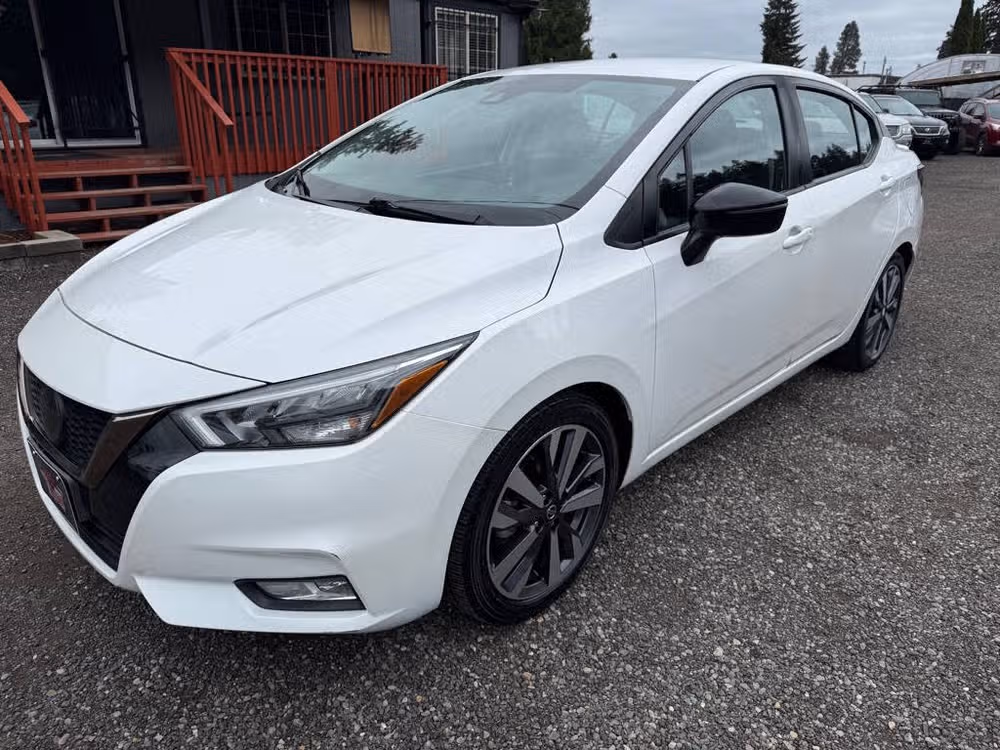 2020 Nissan Versa SR Lower Image 2