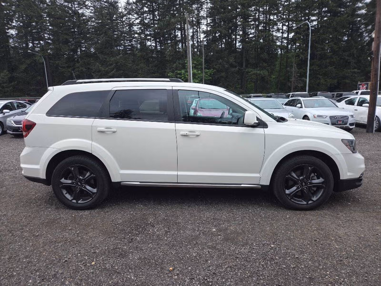 2020 Dodge Journey Crossroad Upper Image 1