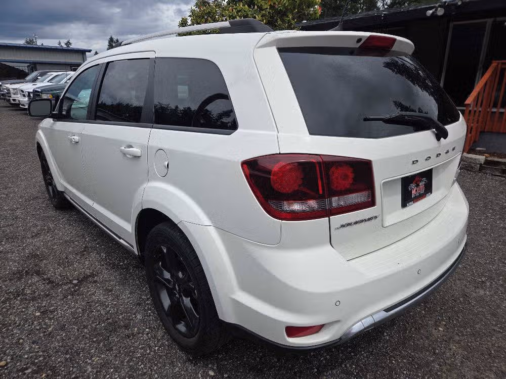 2020 Dodge Journey Crossroad Image 6