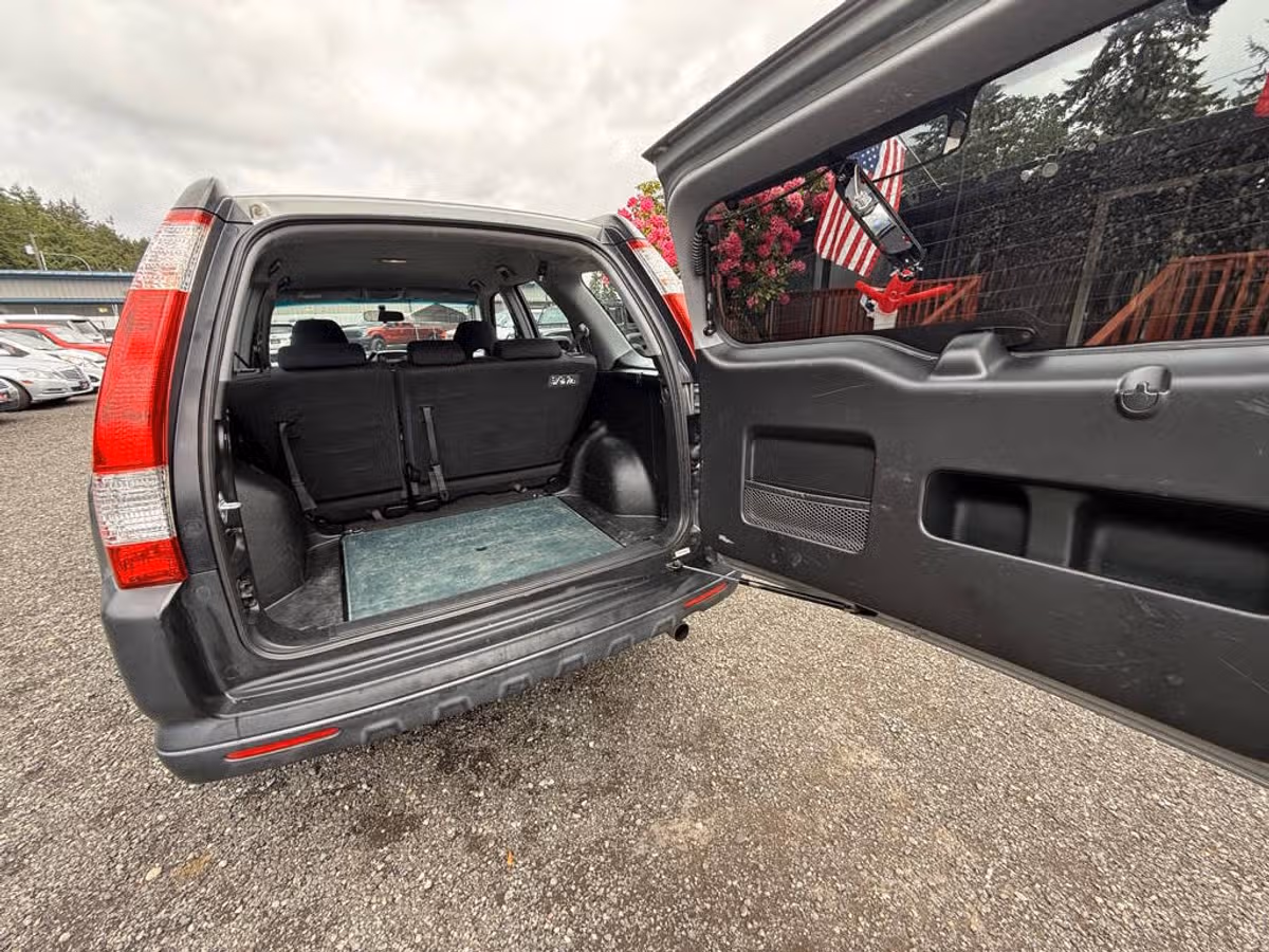 2006 Honda CR-V LX Image 11