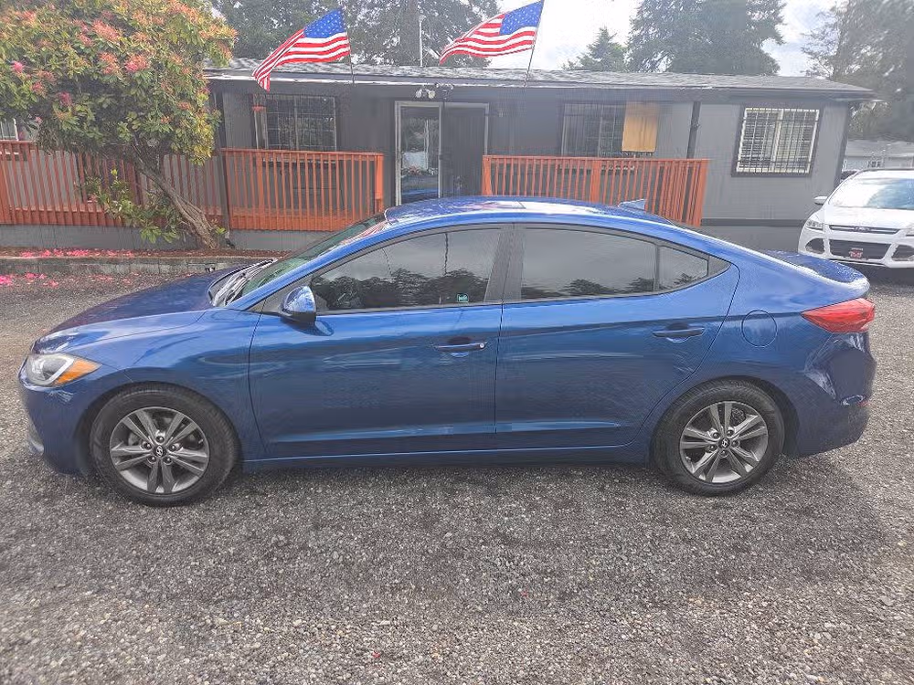2017 Hyundai ELANTRA SE Image 5