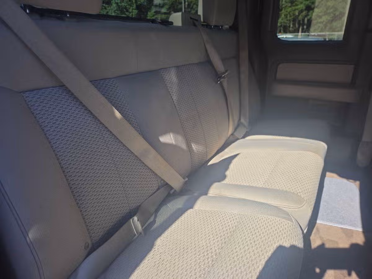 2010 Ford F-150 STX SuperCab Image 8