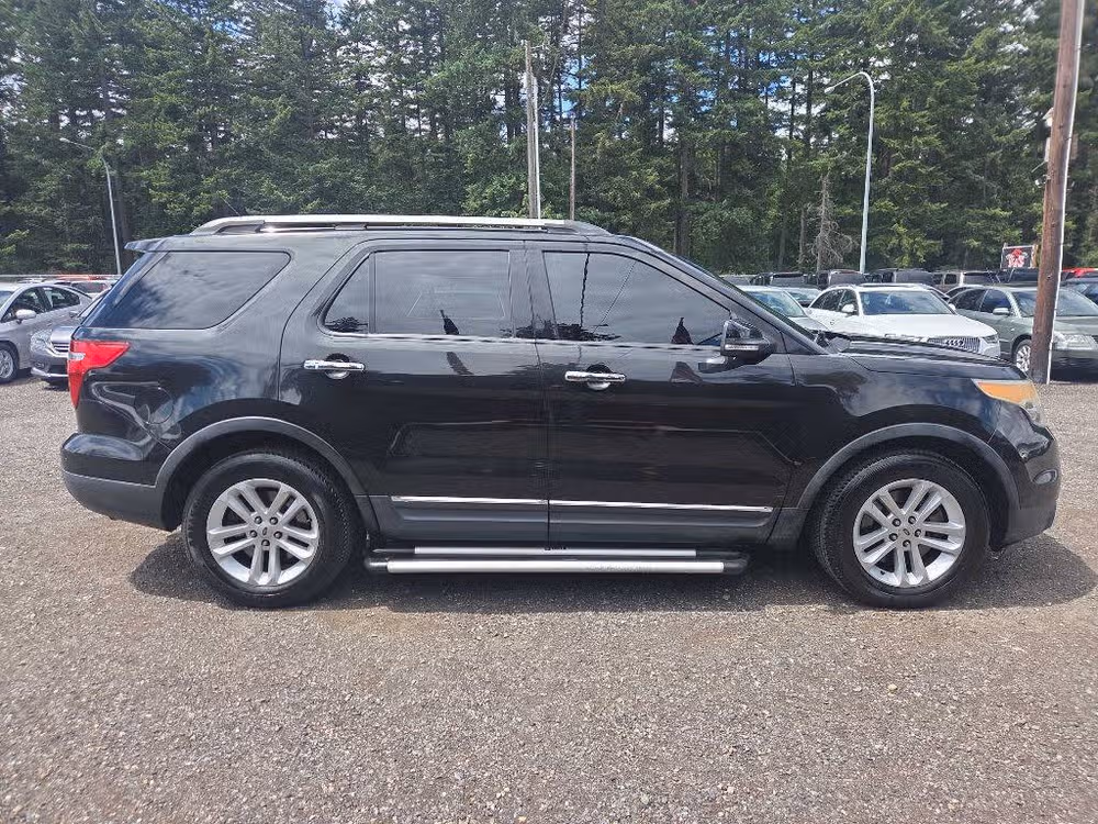 2013 Ford Explorer XLT Image 1
