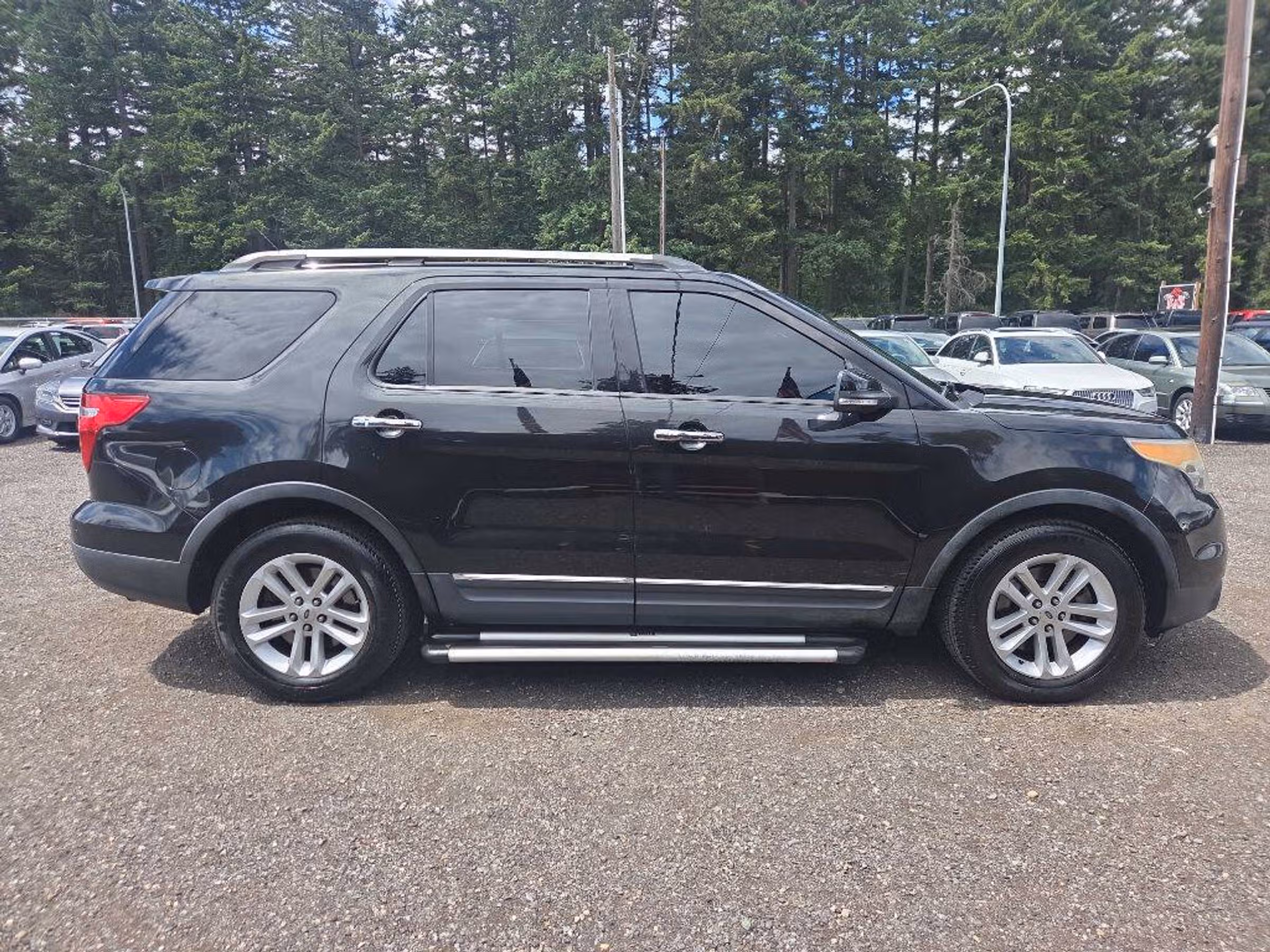 2013 Ford Explorer XLT Image 1