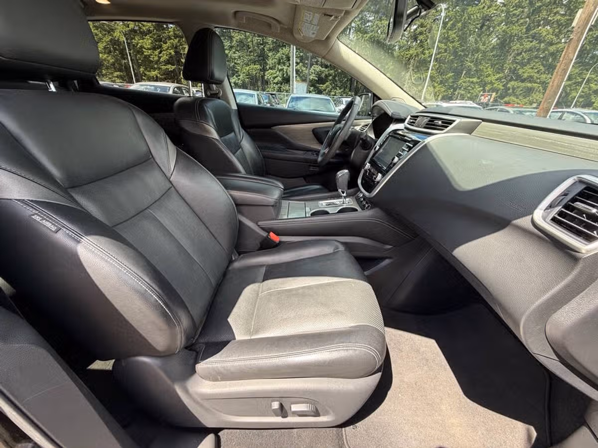2017 Nissan Murano S Image 13