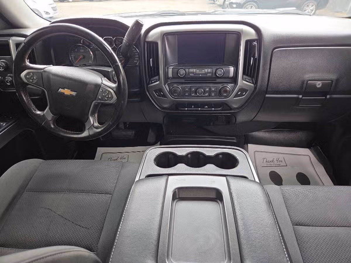 2015 Chevrolet Silverado 1500 LT Crew Cab Image 13