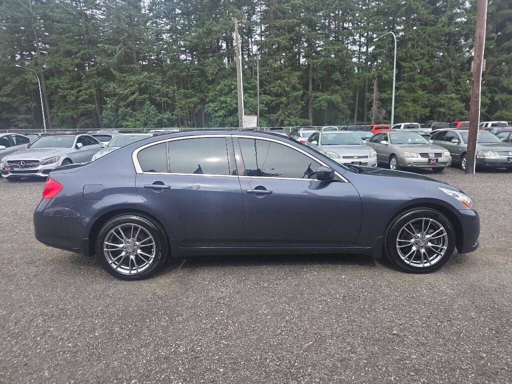 2011 INFINITI G37 Sedan