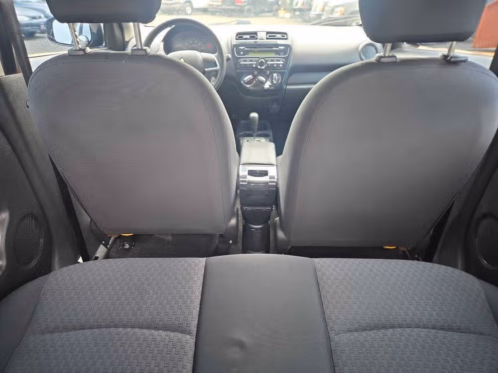 2017 Mitsubishi Mirage ES Image 9