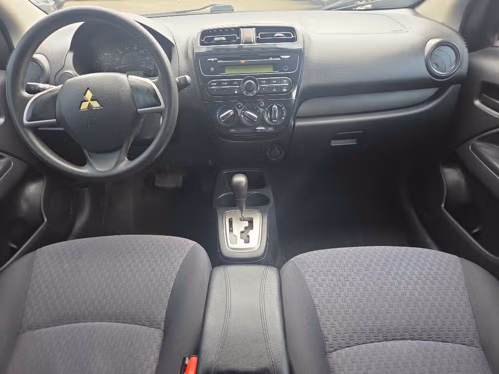 2017 Mitsubishi Mirage ES Image 12