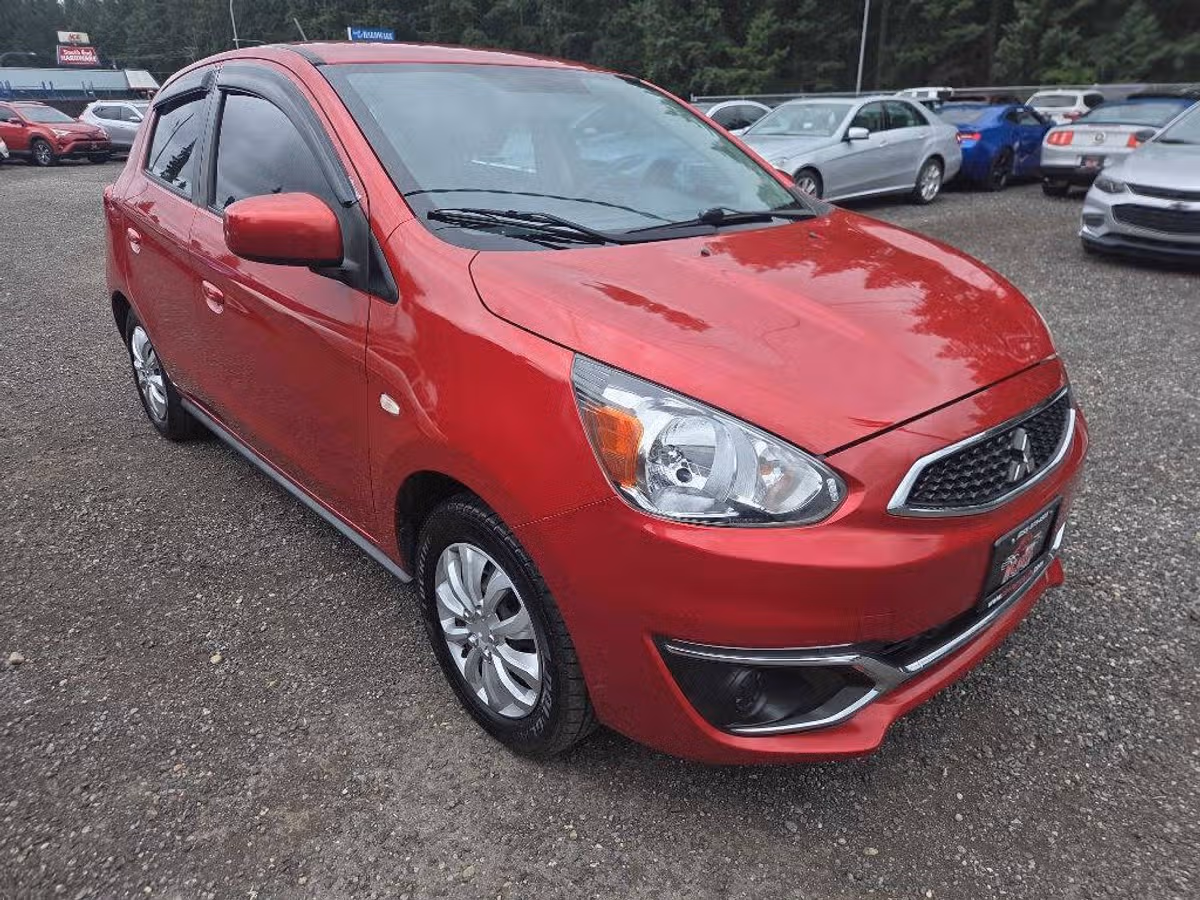 2017 Mitsubishi Mirage ES Image 3