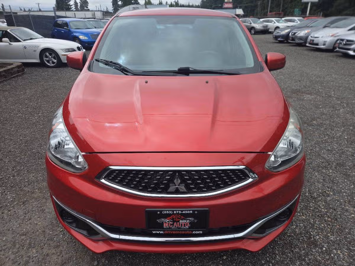 2017 Mitsubishi Mirage ES Image 2