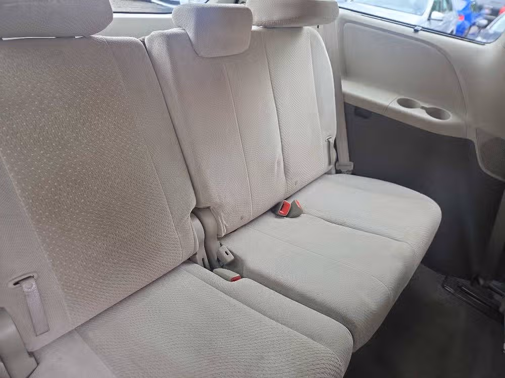 2011 Toyota Sienna LE 8-Passenger Passenger Image 12