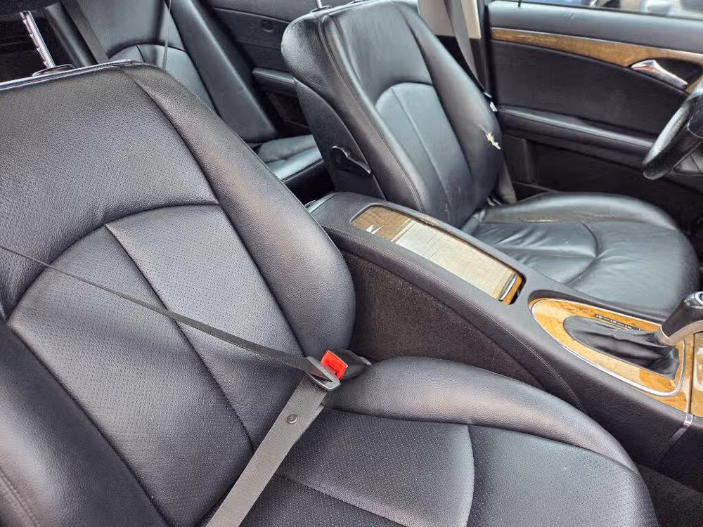2008 Mercedes-Benz E-Class E 350 4MATIC Image 12