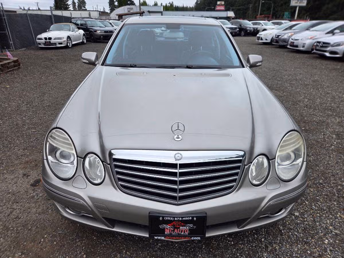 2008 Mercedes-Benz E-Class E 350 4MATIC Image 3
