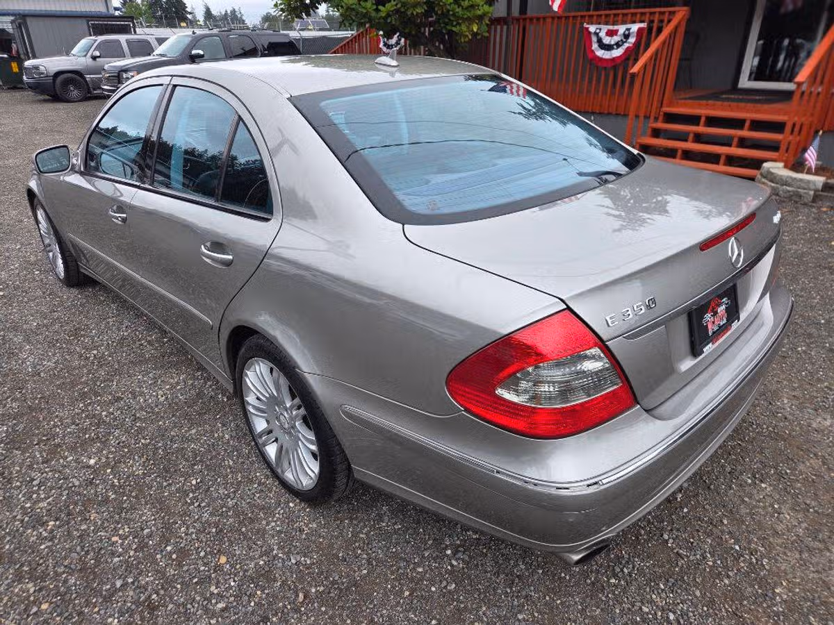 2008 Mercedes-Benz E-Class E 350 4MATIC Image 6