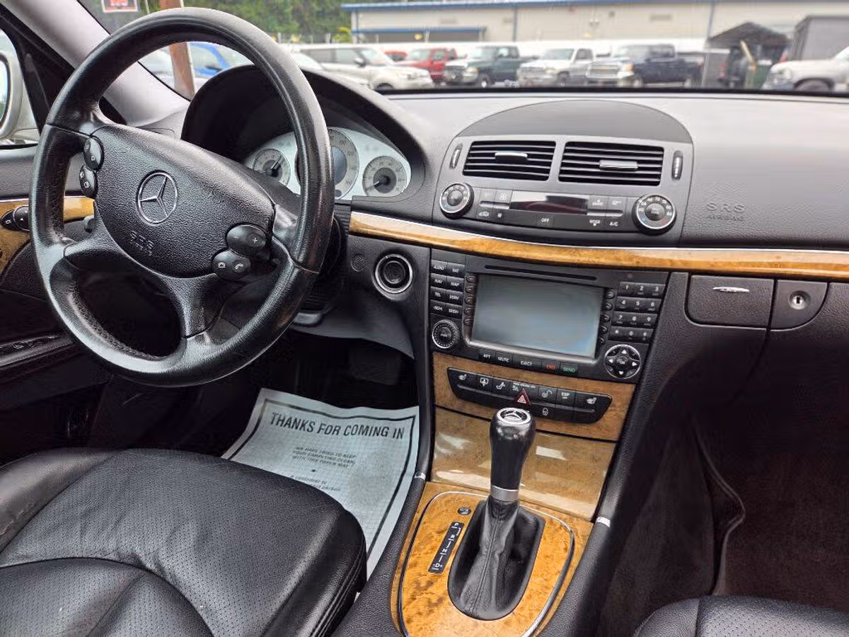 2008 Mercedes-Benz E-Class E 350 4MATIC Image 13