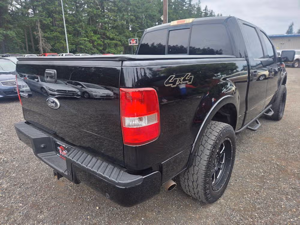 2005 Ford F-150 XLT SuperCrew Image 7