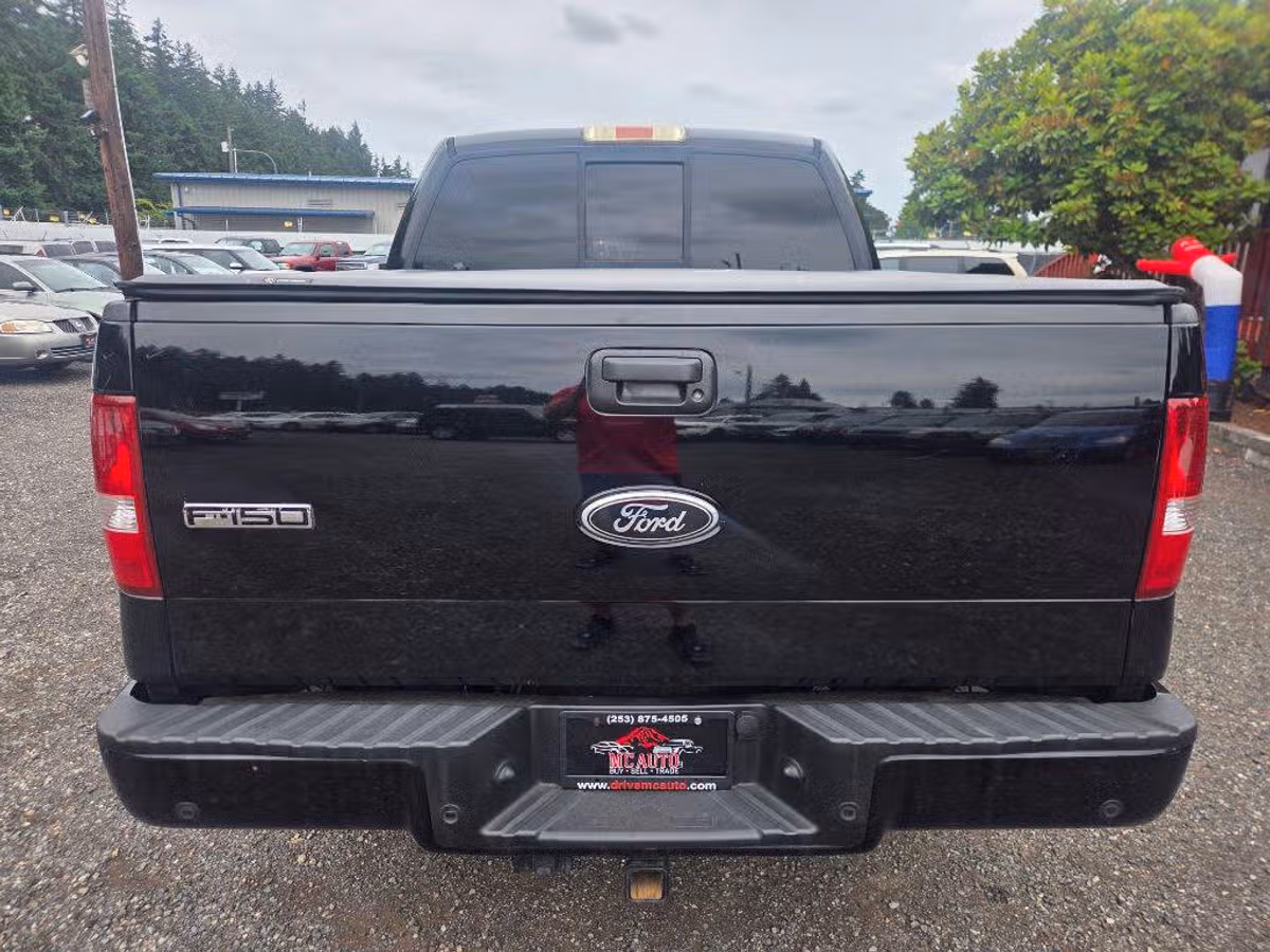 2005 Ford F-150 XLT SuperCrew Image 9