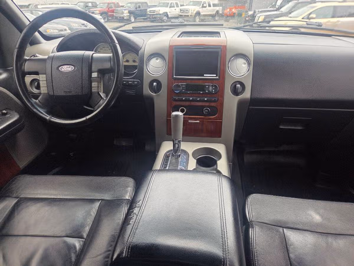 2005 Ford F-150 XLT SuperCrew Image 11