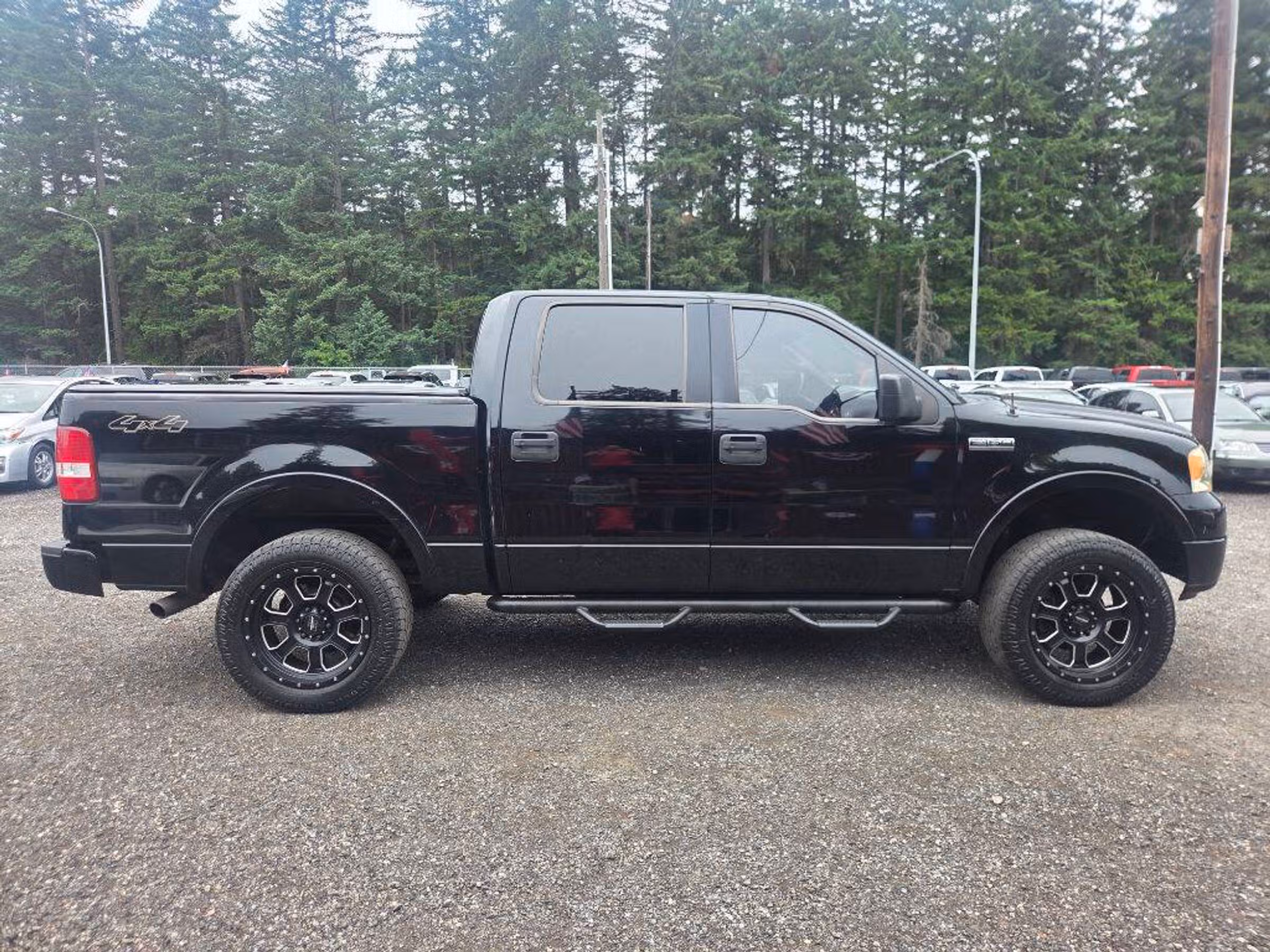2005 Ford F-150 XLT SuperCrew Image 1