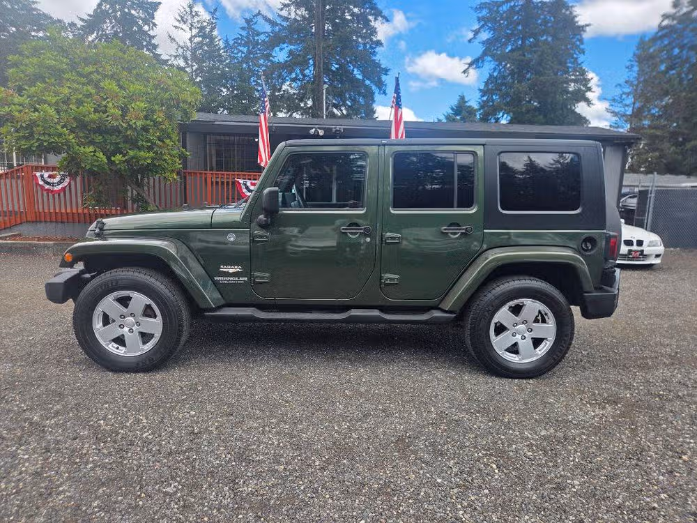 2007 Jeep Wrangler Unlimited Sahara Image 5