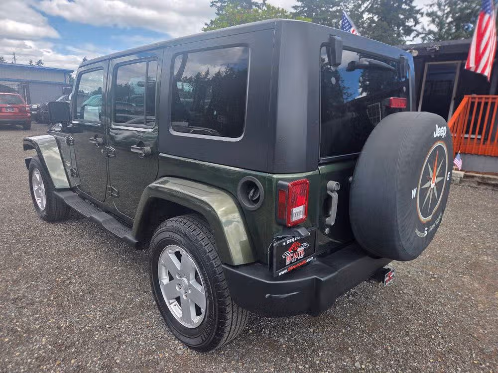 2007 Jeep Wrangler Unlimited Sahara Image 6