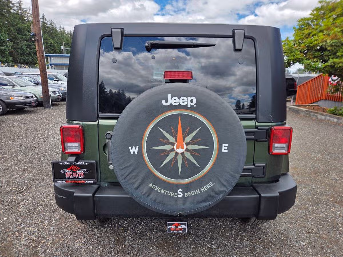 2007 Jeep Wrangler Unlimited Sahara Image 7