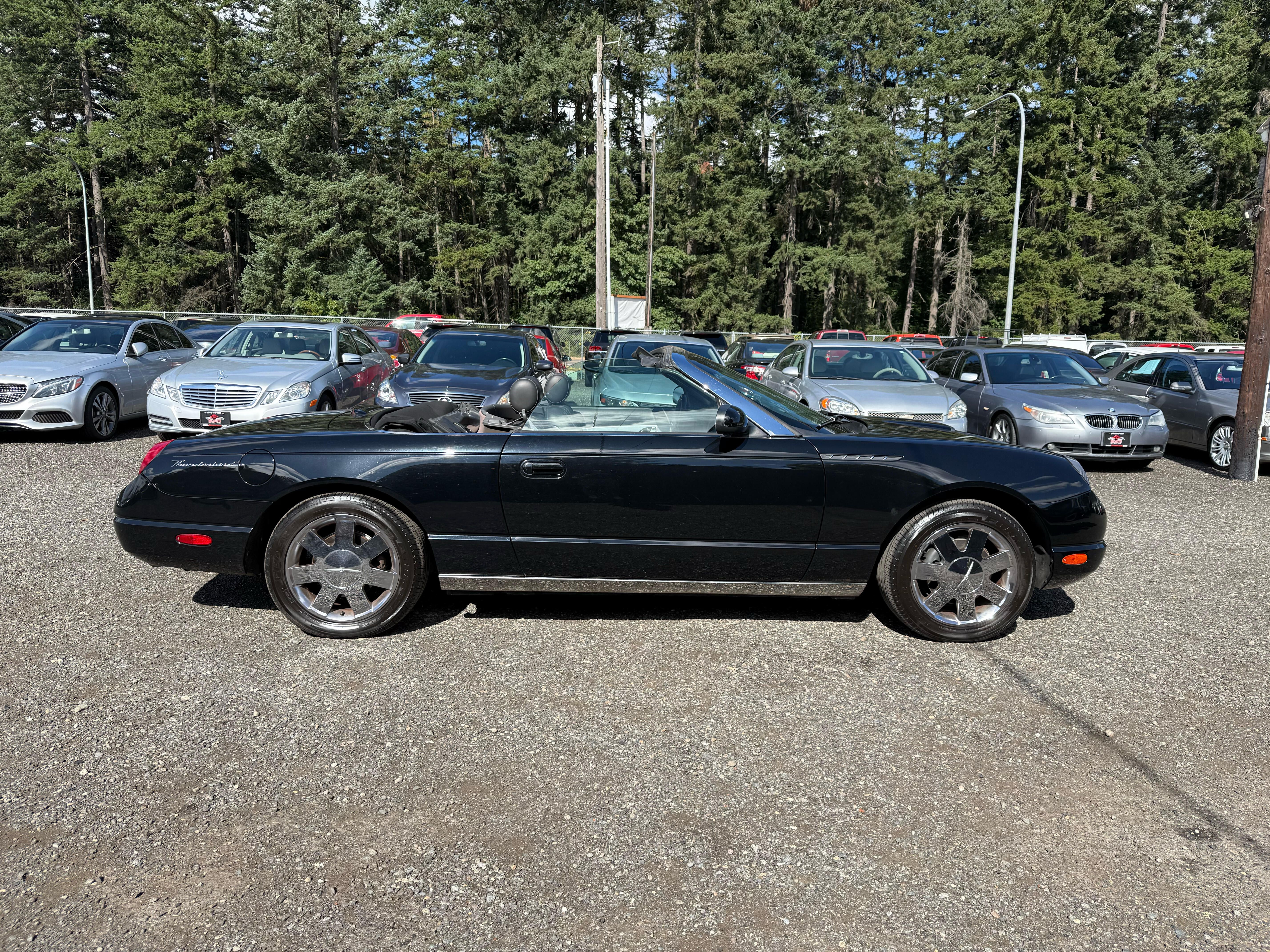 2002 Ford Thunderbird Deluxe