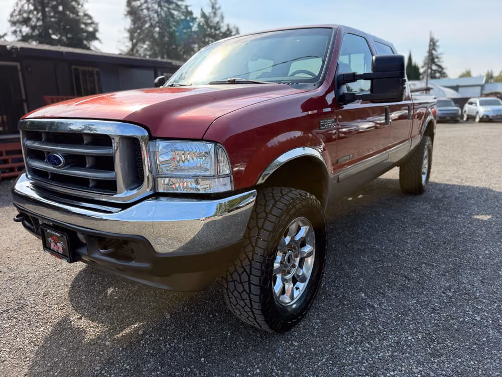 2002 Ford F-350 Super Duty LARIAT Crew Cab Image 4