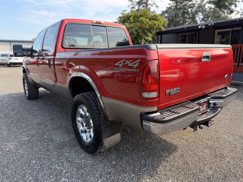 2002 Ford F-350 Super Duty LARIAT Crew Cab Image 6