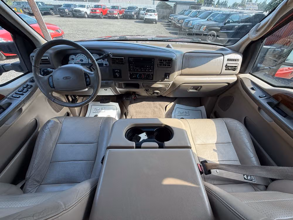 2002 Ford F-350 Super Duty LARIAT Crew Cab Image 14