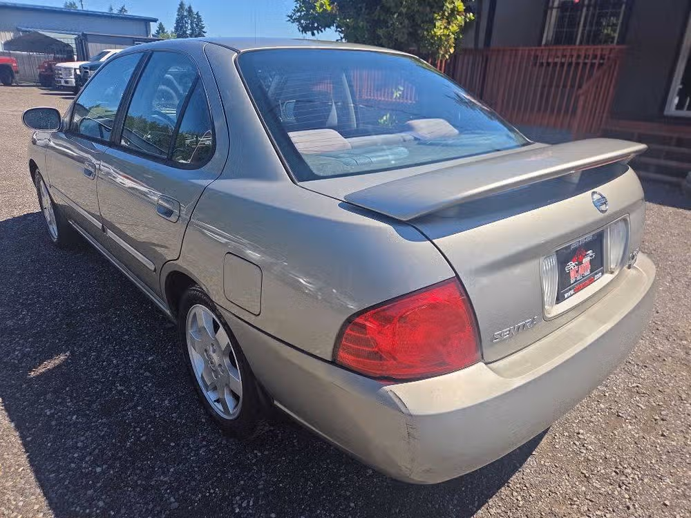 2005 Nissan Sentra 1.8 Image 6