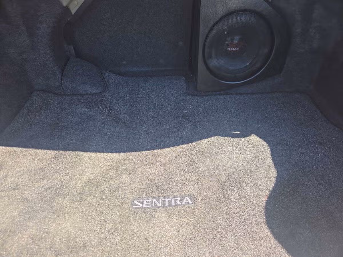 2005 Nissan Sentra 1.8 Image 9