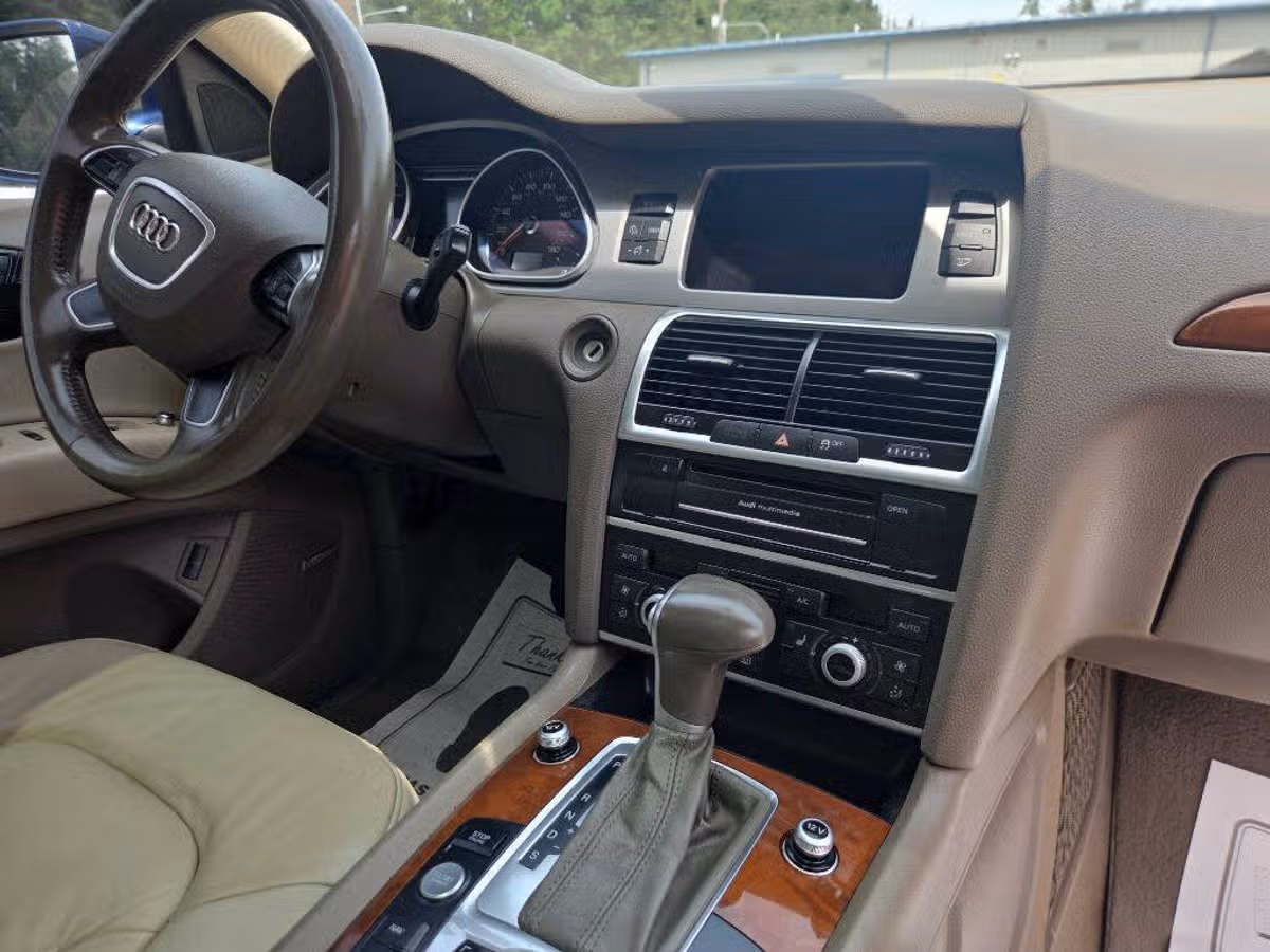 2015 Audi Q7 3.0T quattro Premium Plus Image 13