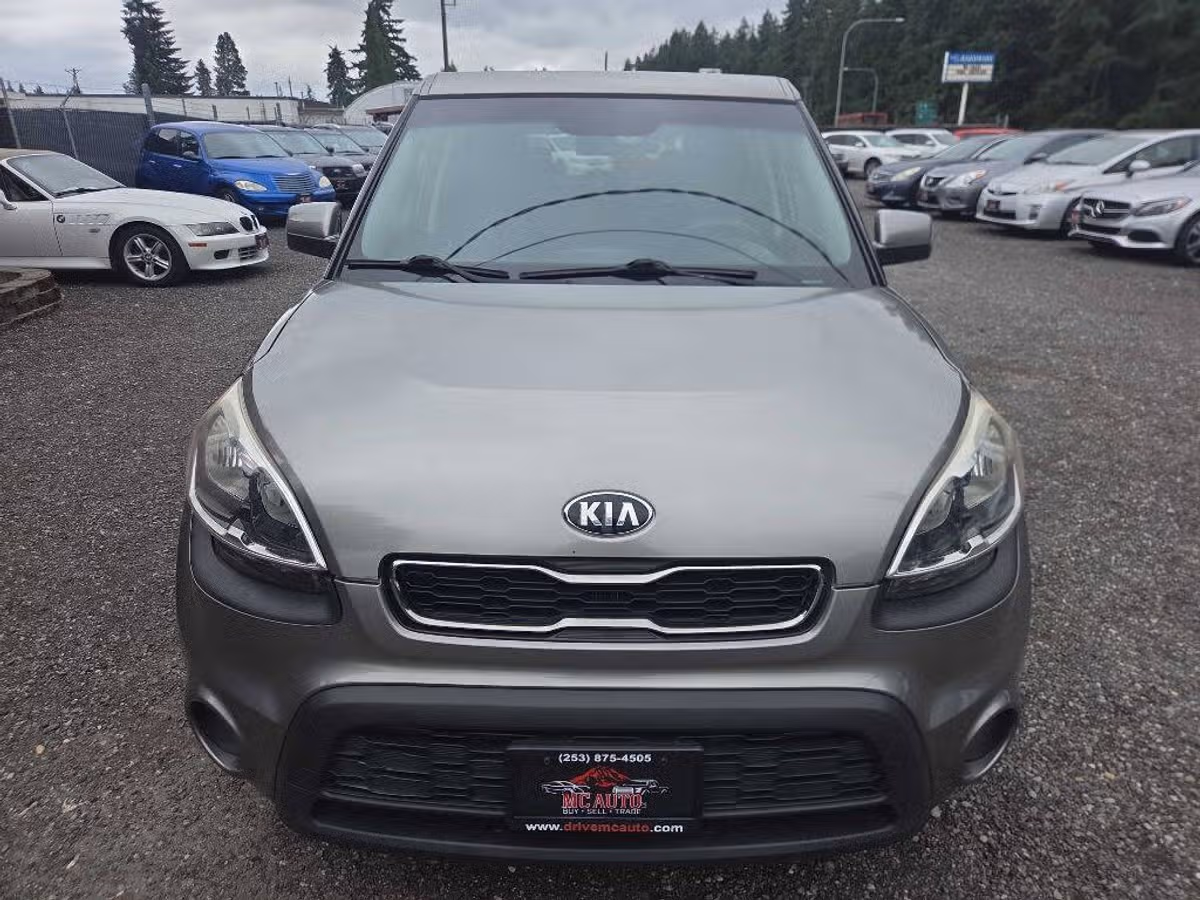 2013 Kia Soul Base Crossover Image 3
