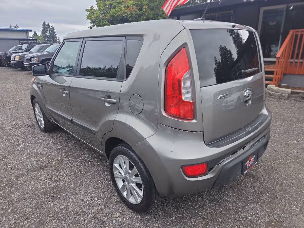 2013 Kia Soul Base Crossover Image 6