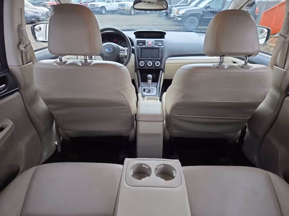 2014 Subaru XV Crosstrek 2.0i Limited Crossover Image 10