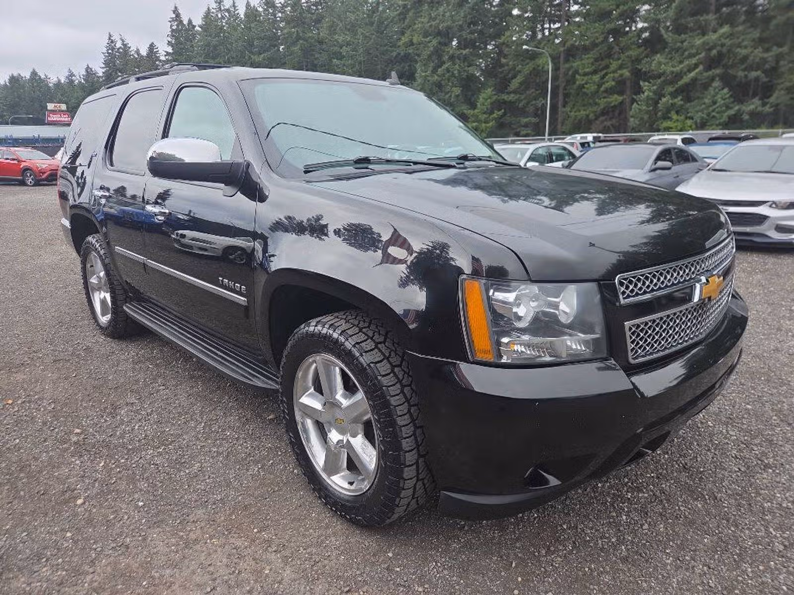 2014 Chevrolet Tahoe LTZ Upper Image 2