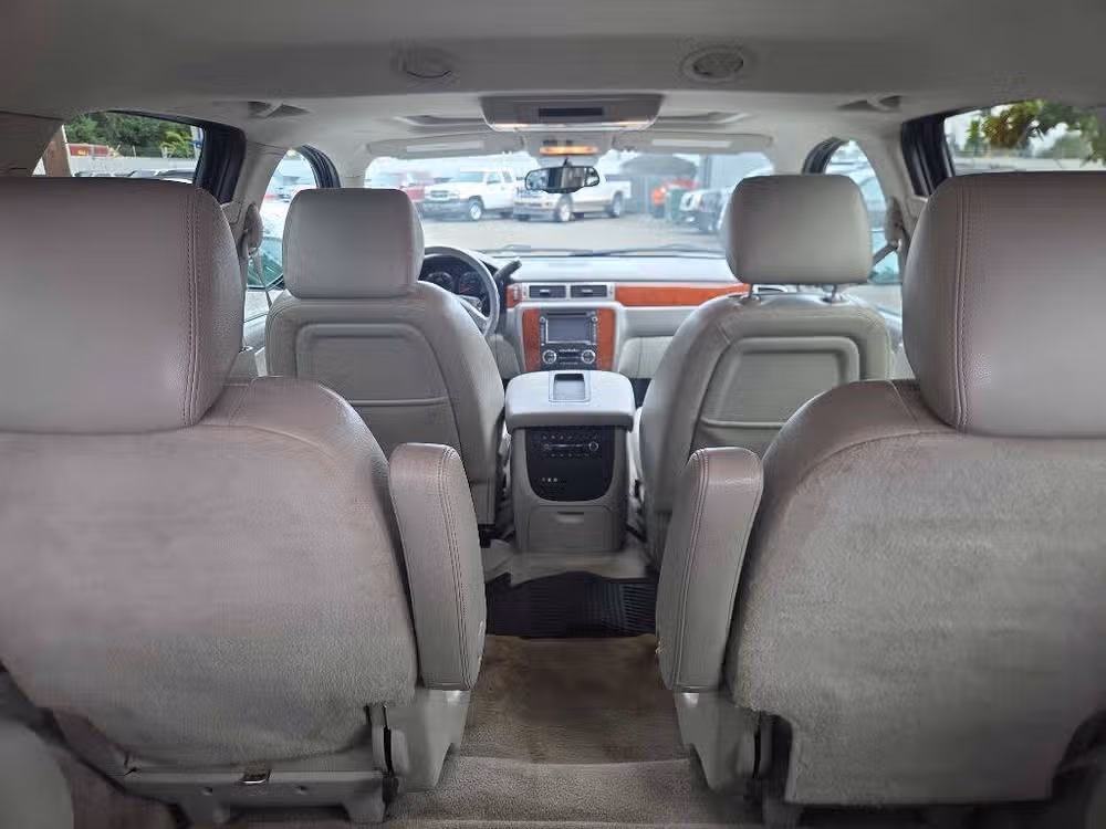 2014 Chevrolet Tahoe LTZ Image 9