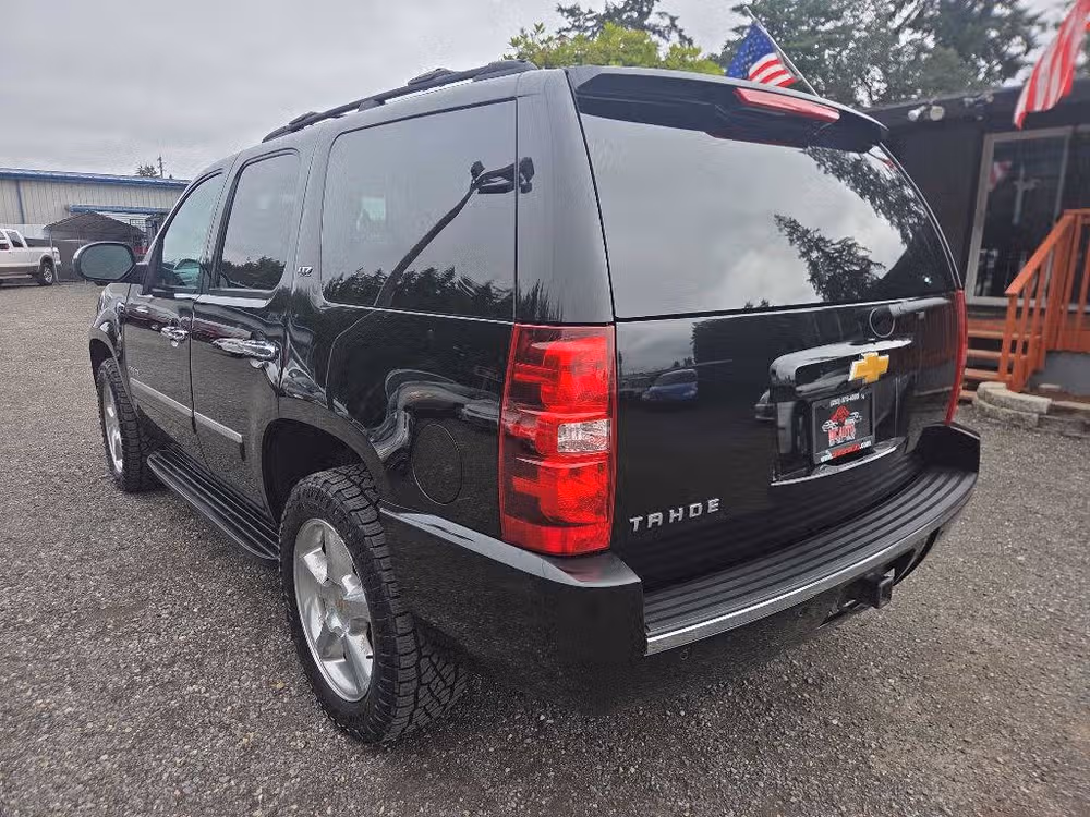 2014 Chevrolet Tahoe LTZ Image 6