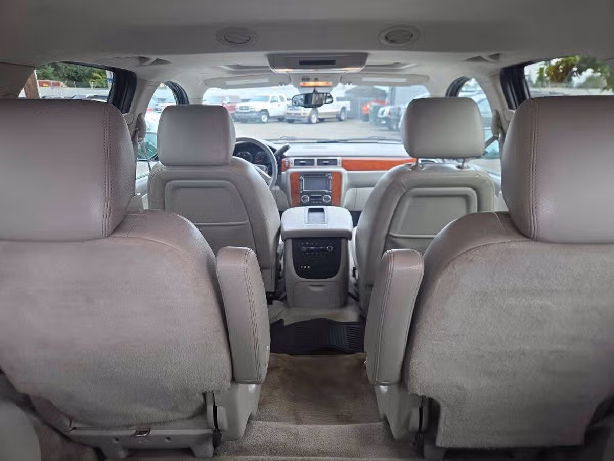 2014 Chevrolet Tahoe LTZ Image 9