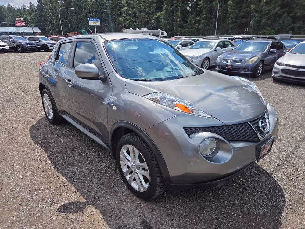 2014 Nissan JUKE S Crossover Lower Image 2