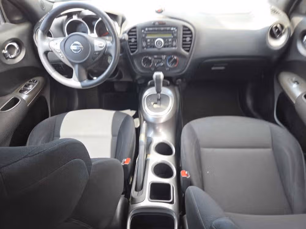 2014 Nissan JUKE S Crossover Image 12