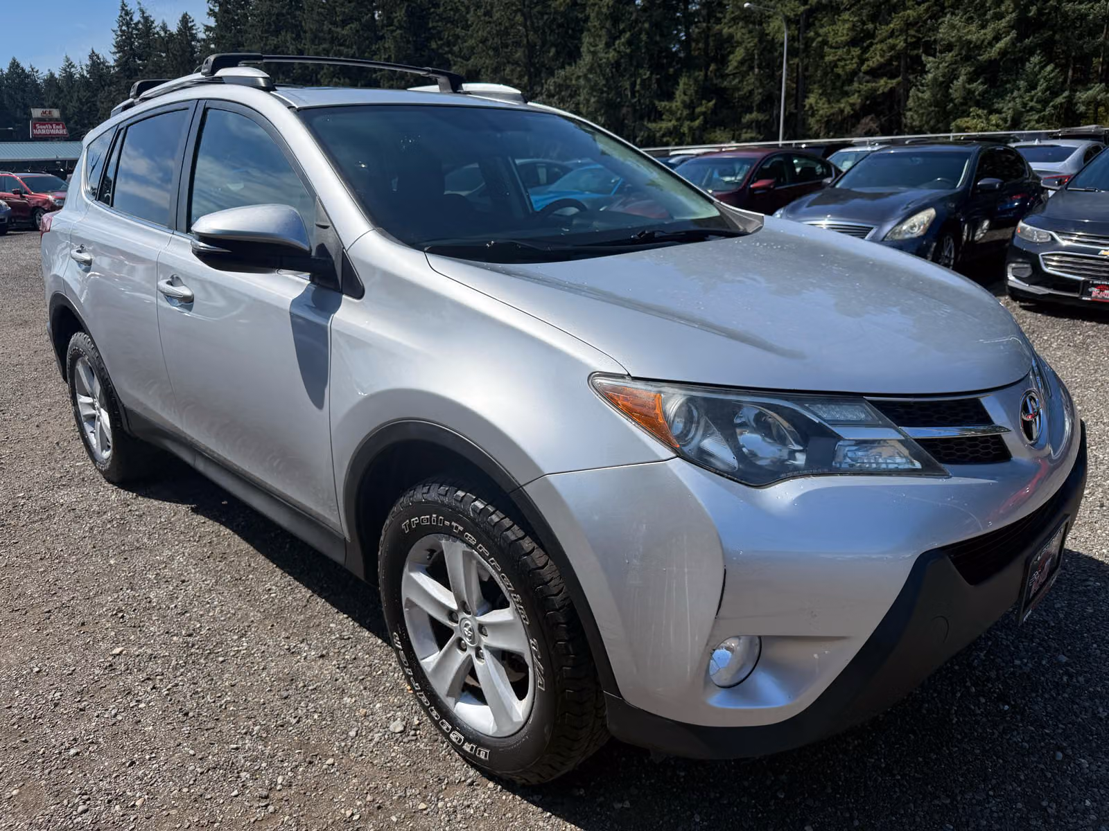 2014 Toyota RAV4 XLE Upper Image 2