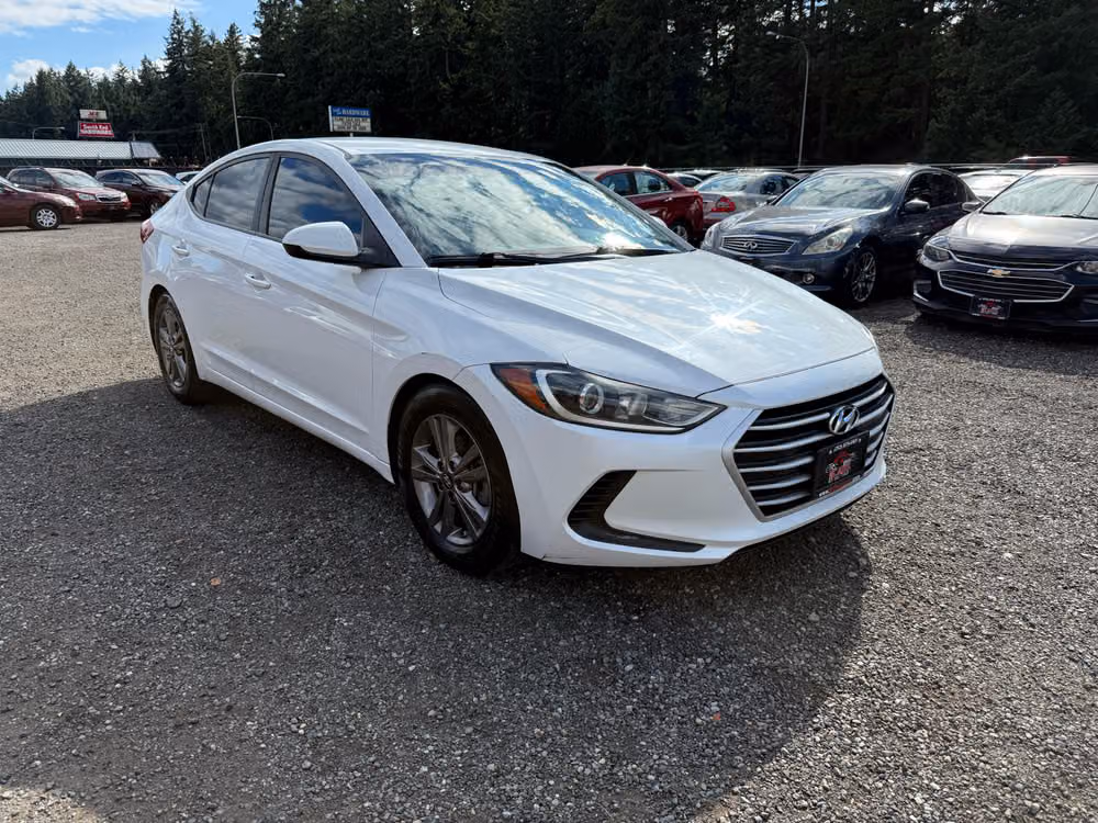 2018 Hyundai ELANTRA SEL Image 2