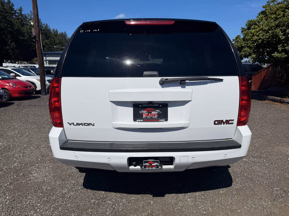 2013 GMC Yukon SLT Image 7