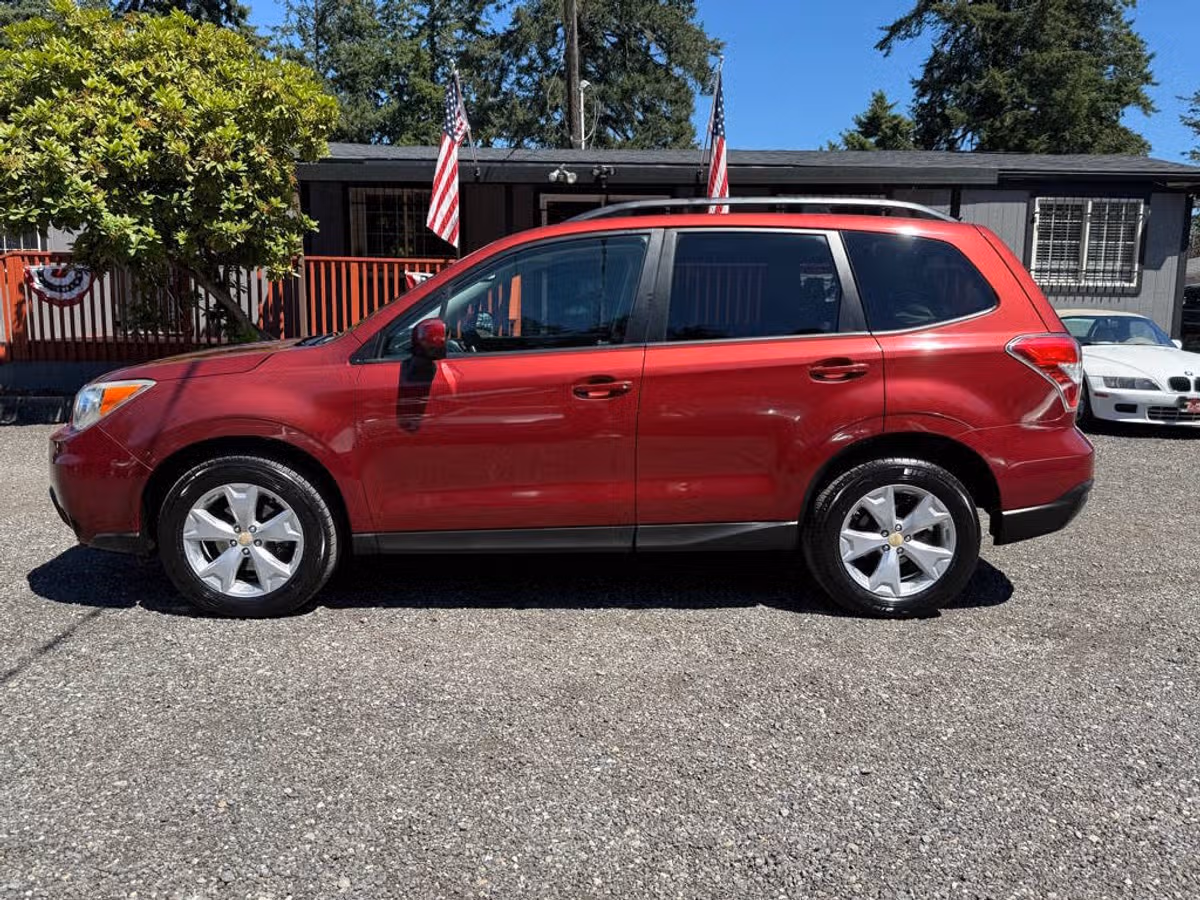 2015 Subaru Forester 2.5i Premium Crossover Image 5