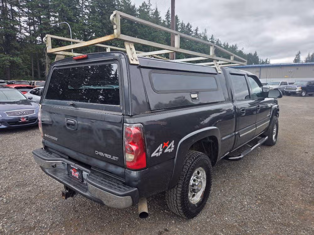 2004 Chevrolet Silverado 2500HD WORK TRUCK Crew Cab Image 7