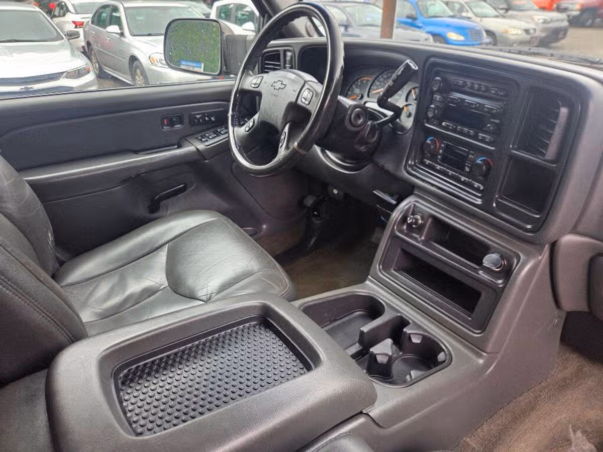 2004 Chevrolet Silverado 2500HD WORK TRUCK Crew Cab Image 12