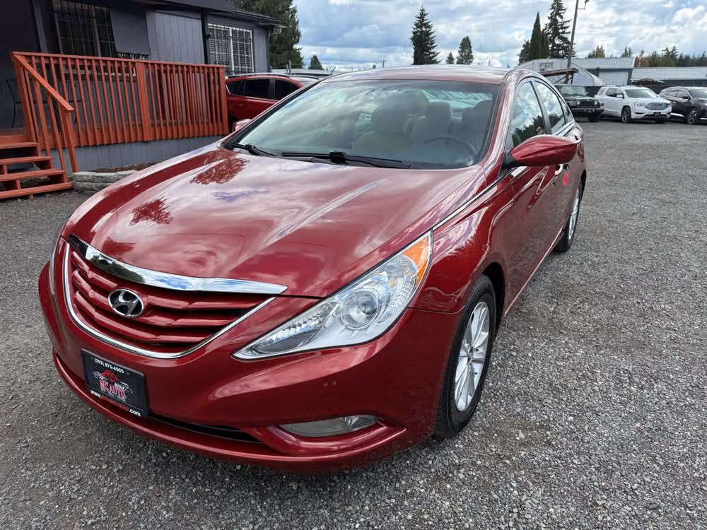 2013 Hyundai SONATA GLS Image 4